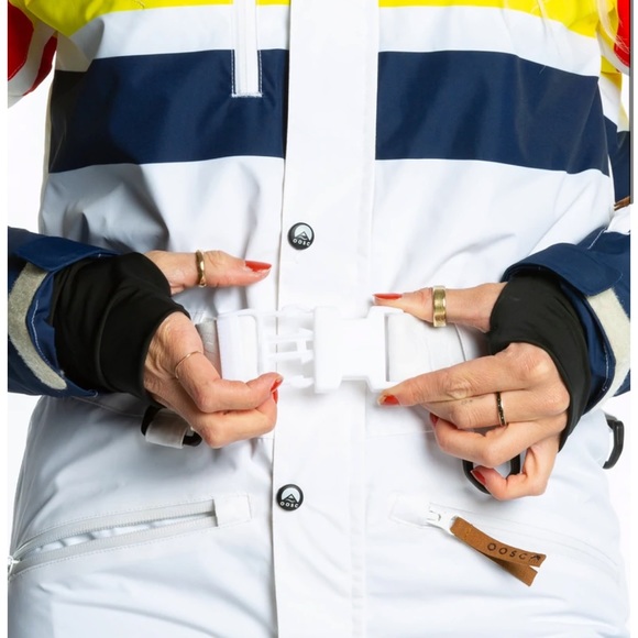 Retro Snowsuit - Picture 12 of 17